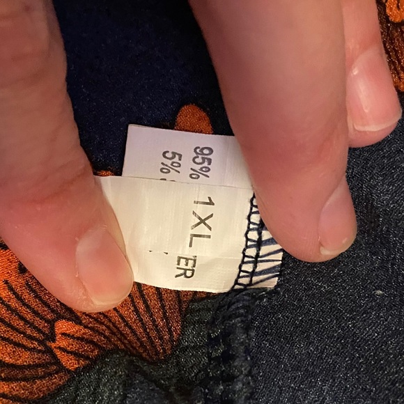 Kimono Style Blouse, Navy w/ bright floral pattern - Picture 5 of 9